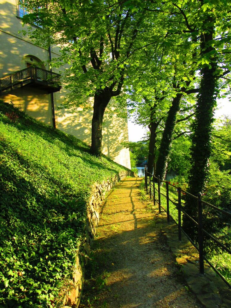 Cesty v severní části zámeckého parku | © Státní zámek Mníšek pod Brdy
