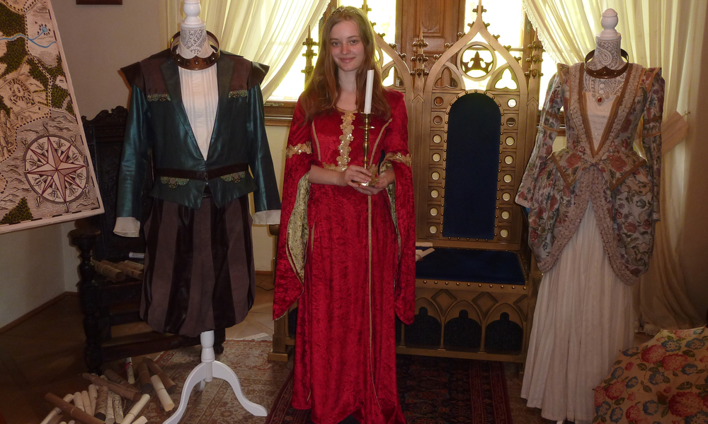 Princezna Kateřina u trůnu z pohádky Tajemství staré bambitky 2