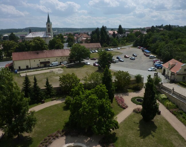 Výhled z věže v létě Výhled z věže v létě